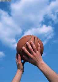 年度最佳预定！慢镜回看约克加时超远三分绝杀 杜锋愣在原地＂