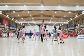 染红后球队逆转取胜，维尼修斯：对不起，谢谢全队