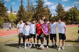 全国春季游泳锦标赛：孙佳俊、余依婷摘金